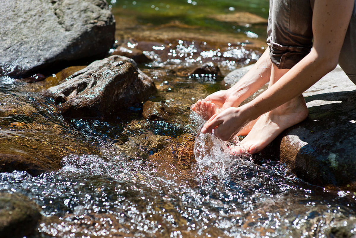 Rinfrescarsi vicino al ruscello - Hotel Gasthof zur Sonne
